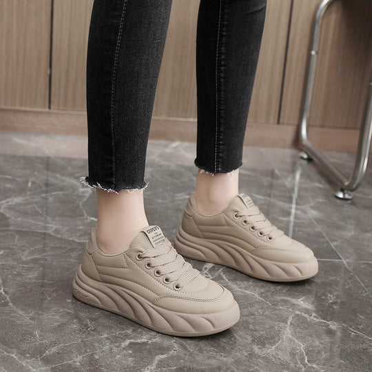 Damen modische Plateausneakers mit ergonomischer Dämpfung und atmungsaktiver Oberflächenstruktur R&B