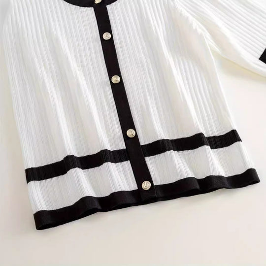 Damen modische Strickjacke im lässigen Schnitt mit Knopfleiste R&B