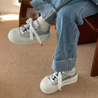 Damen Sneaker mit einzigartigem Design und dekorativen Schnürakzenten R&B