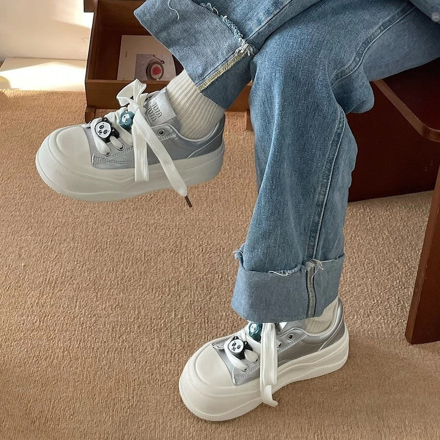 Damen Sneaker mit einzigartigem Design und dekorativen Schnürakzenten R&B