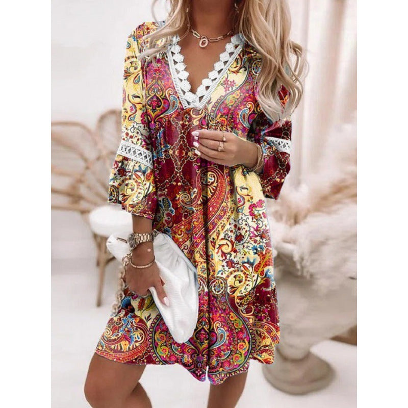 Damen Blumiges Tunika-Kleid mit Spitzenakzenten R&B
