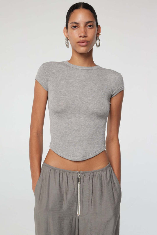 Damen körpernahes Kurzarm-Shirt mit Rundhalsausschnitt R&B