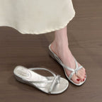 Damen Wedge-Sandalen mit elegantem Riemendesign und komfortablem Fußbett R&B