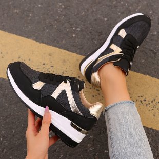 Damen Sportliche Sneakers mit schimmerndem Akzent R&B