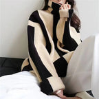 Damen Oversized Strickkleid mit hohem Kragen und grafischem Muster R&B