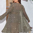 Damen Strandkostüm mit transparentem Überwurf und stylischem geometrischen Muster R&B