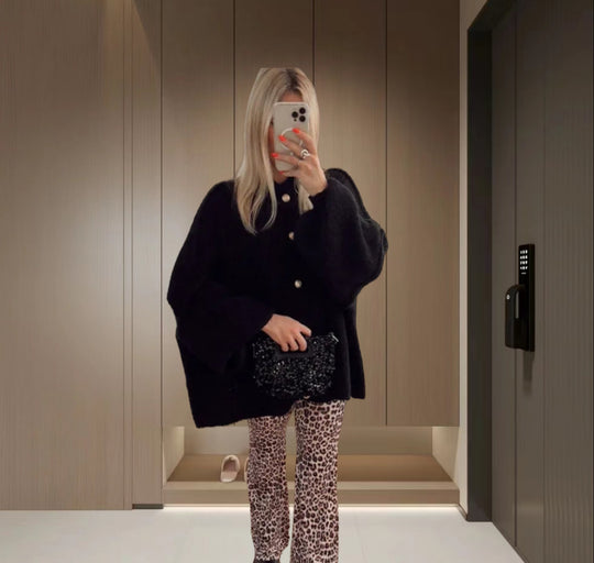 Damen Strickjacke mit weiten Ärmeln und Knopfdetails R&B