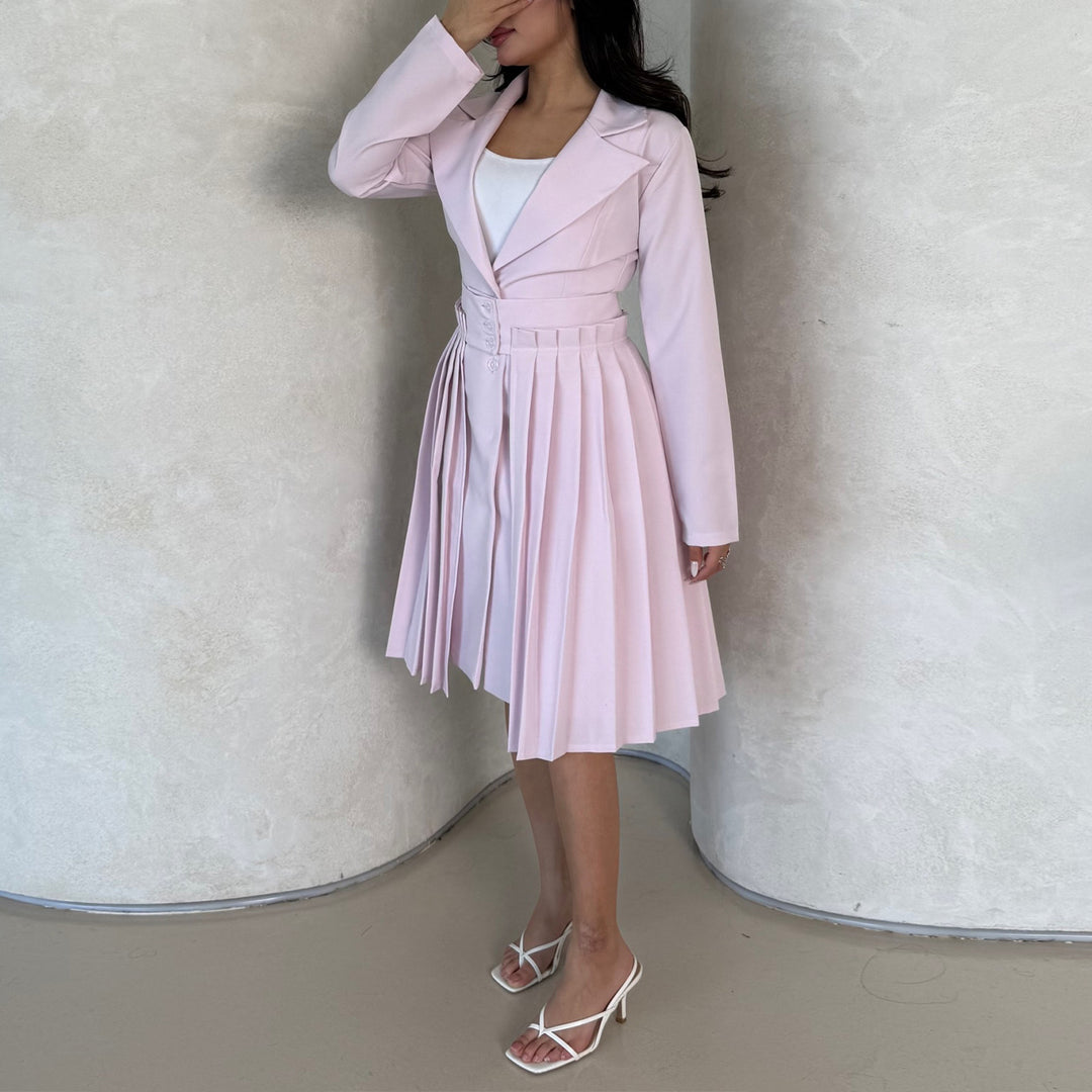 Damen Plissiertes Blazer-Kleid mit Taillengürtel und eleganten Details R&B
