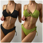 Damen Bandeau-Bikini mit doppelten Trägern und raffinierten Bindungen