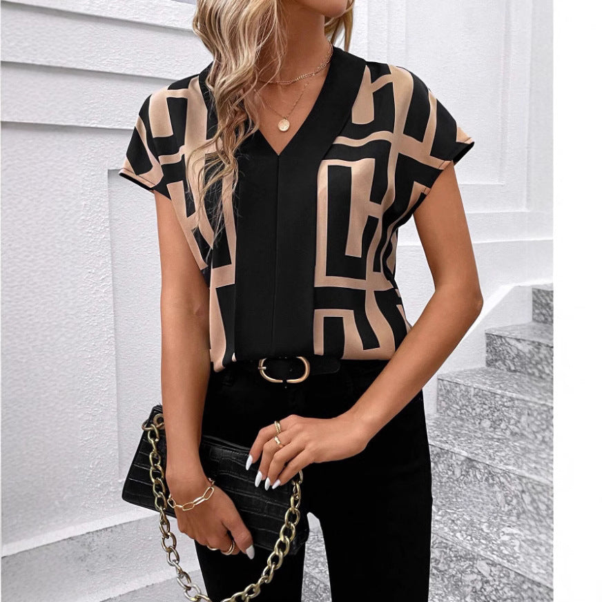 Damen Elegant geschnittene Bluse mit modernem grafischen Muster R&B