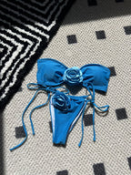 Damen Bandeau-Bikini mit dekorativer Blumenapplikation R&B