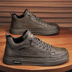 Herren trendige High-Top Sneaker mit robustem Leder-Obermaterial und dämpfender Sohle R&B