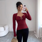 Damen nan figurbetontes Raffung-Top mit herzförmigem Dekolleté, Bustier-Optik und goldener Schmuckklemme R&B