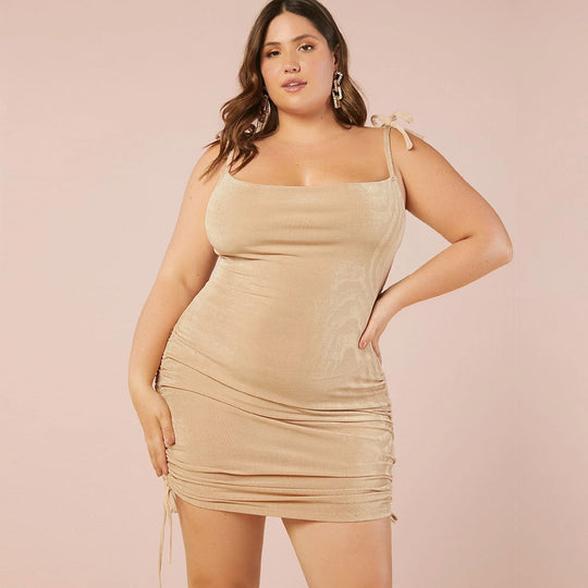 Damen Mini-Bodycon-Kleid mit raffiniertem Rüschendetail R&B