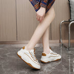 Damen Sportliche Sneaker mit dämpfendem Profil von R&B