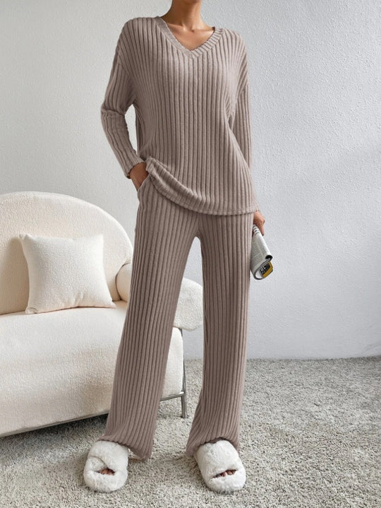 Damen lässiger Strickanzug mit V-Ausschnitt und praktischen Taschen R&B