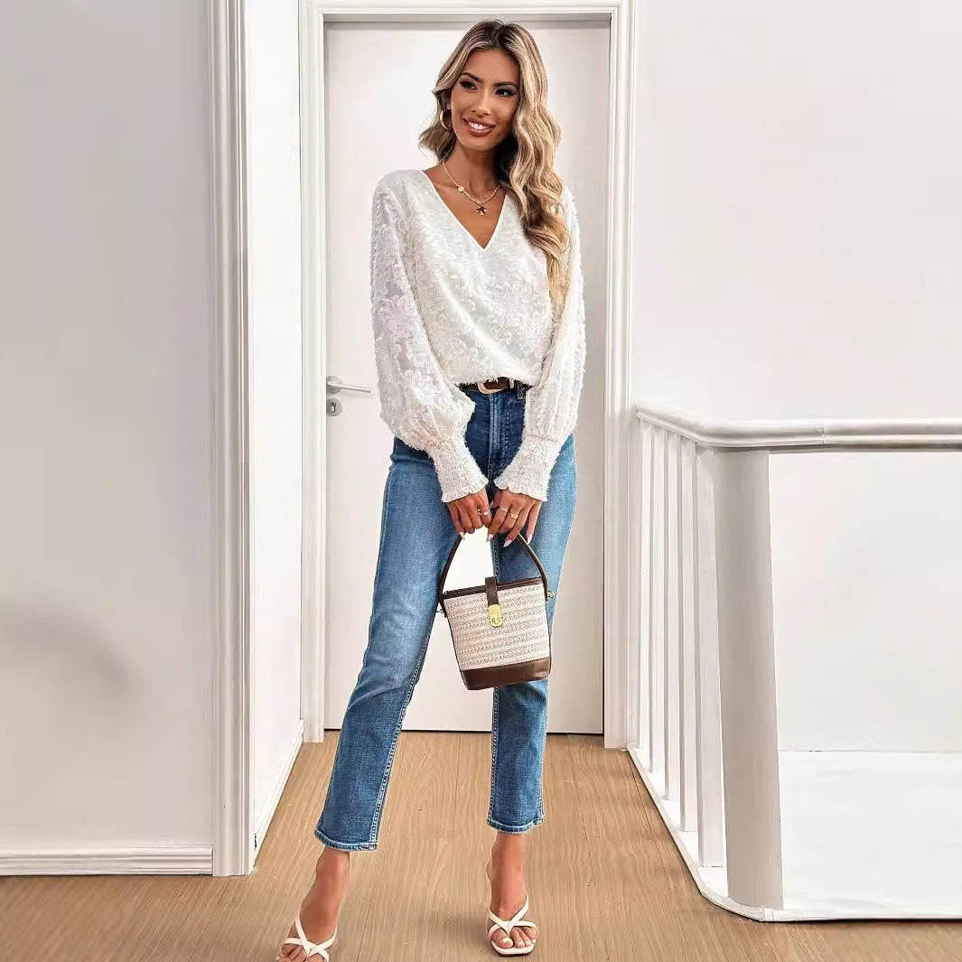 Damen V-Ausschnitt Bluse mit feinen Spitzenakzenten R&B