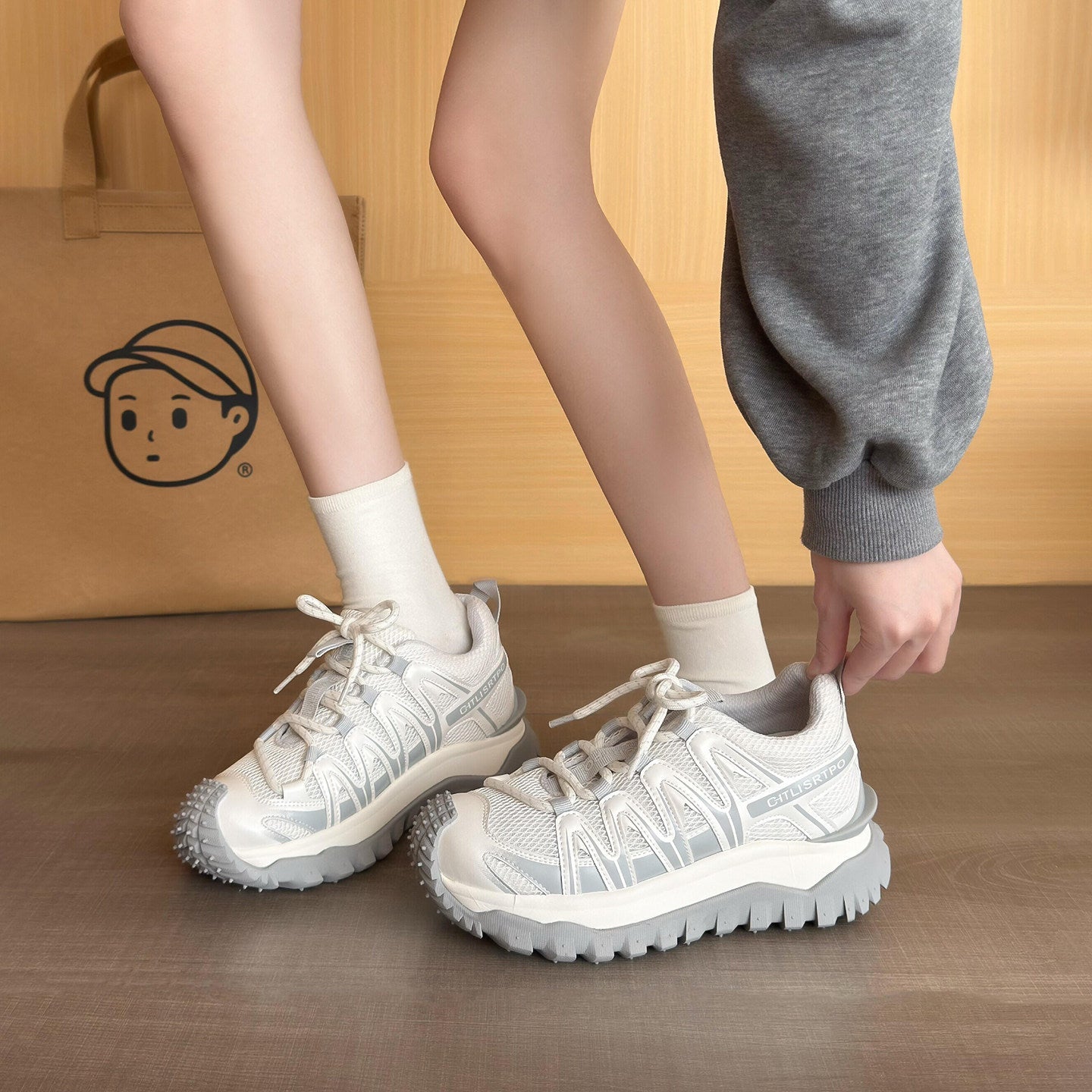 Damen sportliche Multifunktions-Sneaker mit rutschfester Sohle R&B