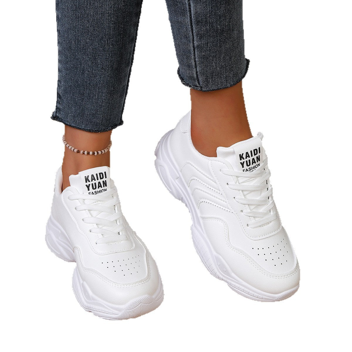 Damen Sportliche Sneakers mit luftiger Oberflächenstruktur und dämpfender Sohle R&B