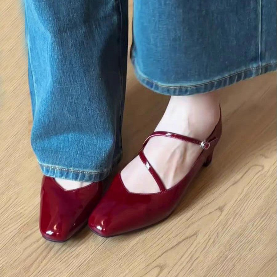 Damen Ballerinas mit elegantem Kreuzriemen und hochglänzender Oberfläche R&B