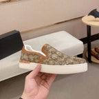 Damen Bequeme Slip-On Sneakers mit modischem Oberflächenmuster R&B