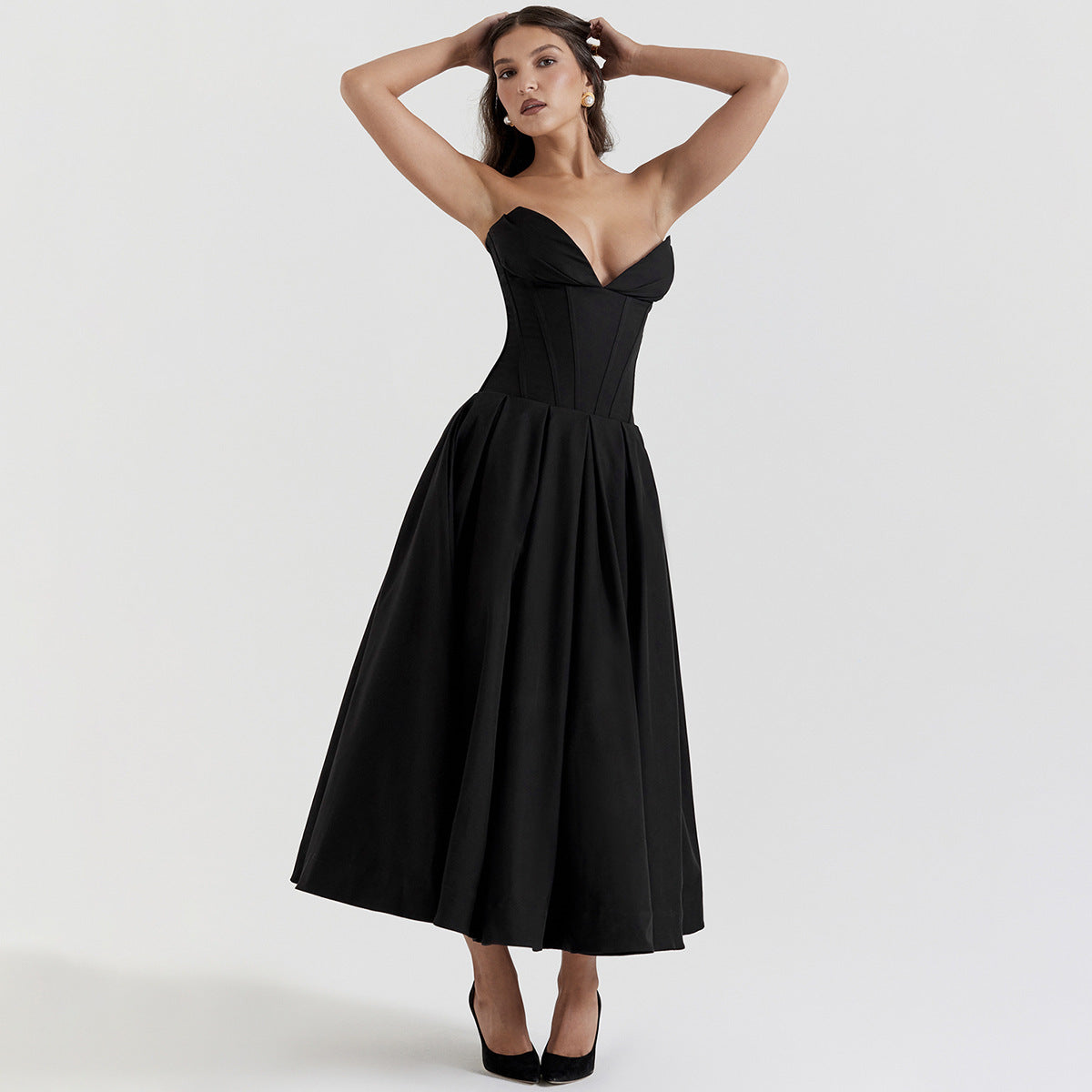 Damen Elegantes und figurbetontes Abendkleid mit tiefem Ausschnitt R&B