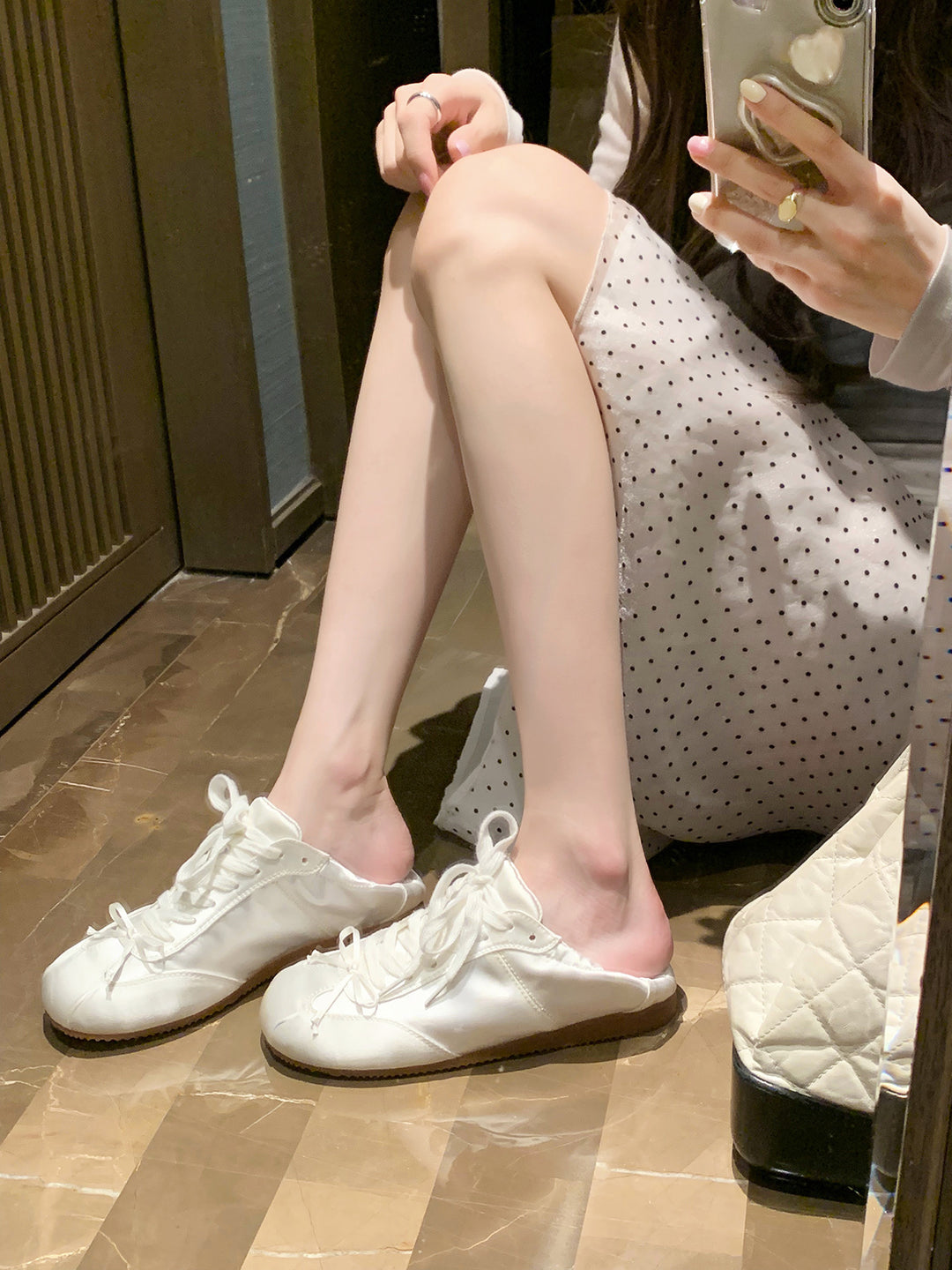 Damen Sportliche Sneakers mit atmungsaktiver Obermaterialstruktur und komfortablem Fußbett R&B
