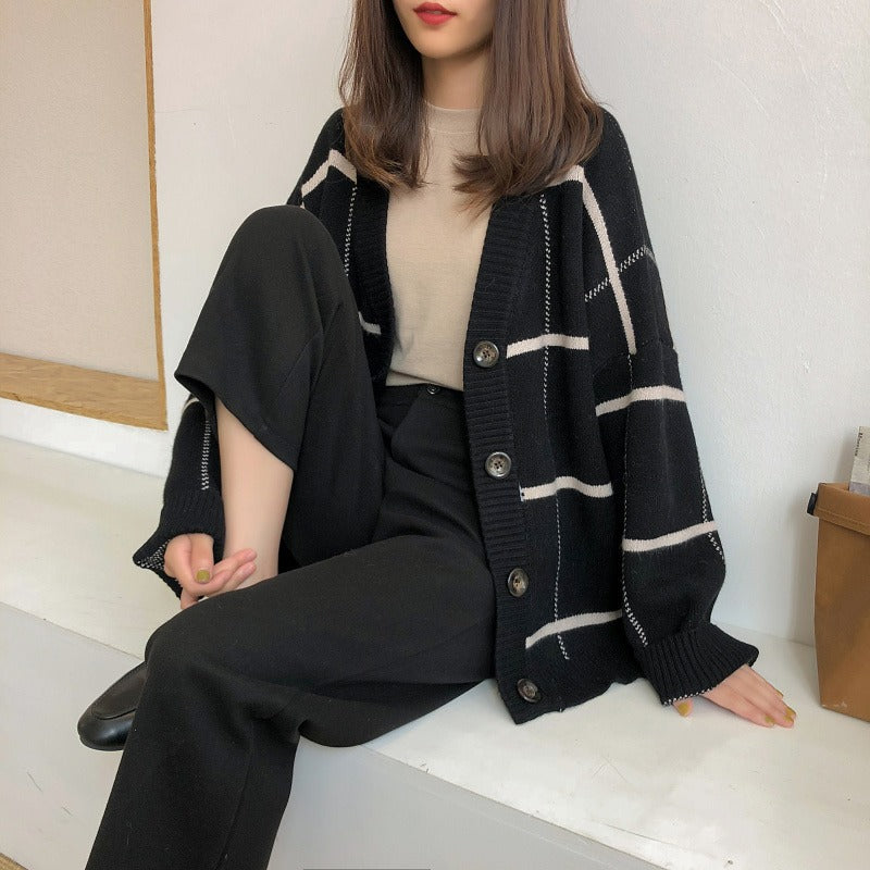 Damen Grobstrickjacke mit modischem Karo-Muster und praktischen Taschen R&B