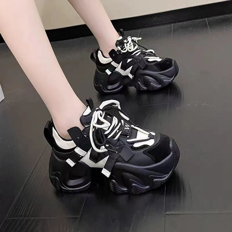 Damen Sportliche Chunky Sneakers mit innovativem Schnürsystem R&B