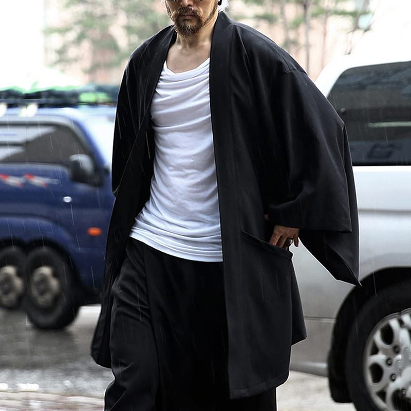 Damen Kimono-Jacke mit modernen Schnitt und praktischen Taschen R&B