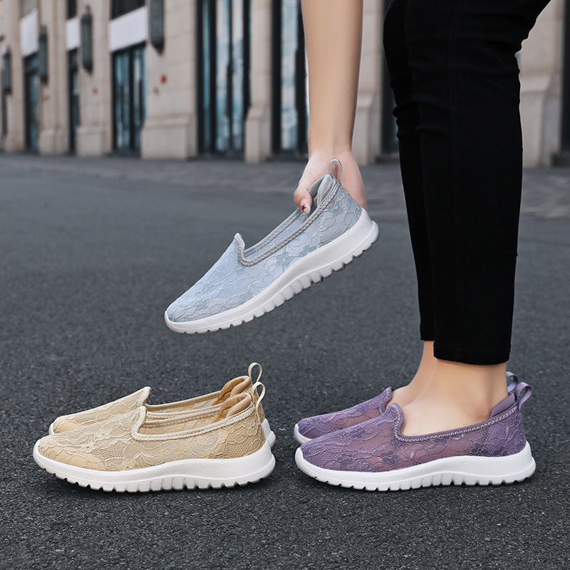 Damen Slip-On Sneakers mit eleganter Spitze und dämpfender Sohle R&B