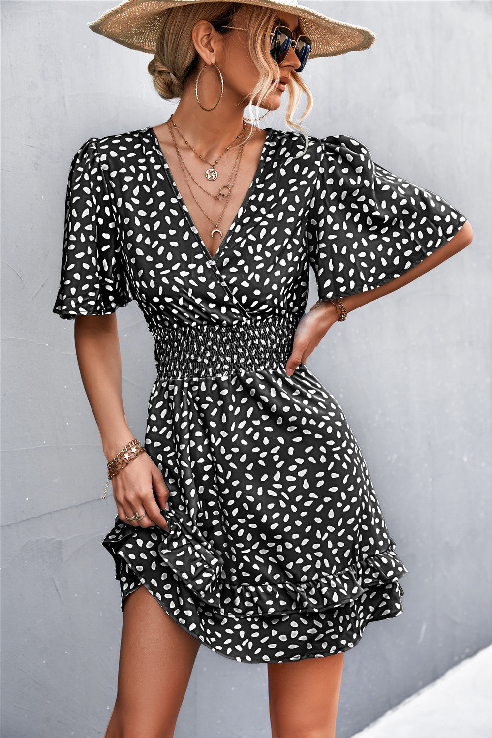 Damen Blümchen Minikleid mit Rüschen und elastischem Taillenbund R&B