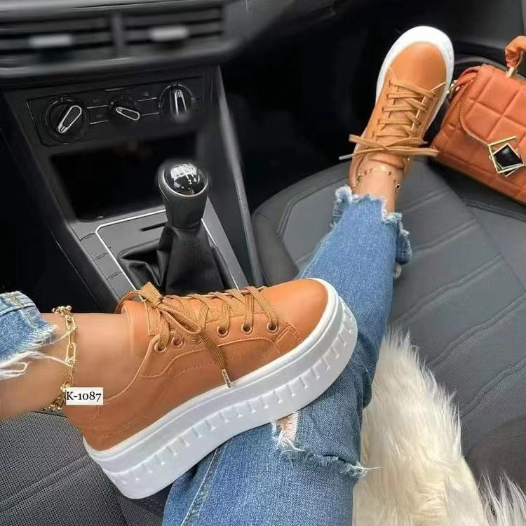 Damen Plateau Sneakers mit elastischem Obermaterial und modischen Applikationen R&B