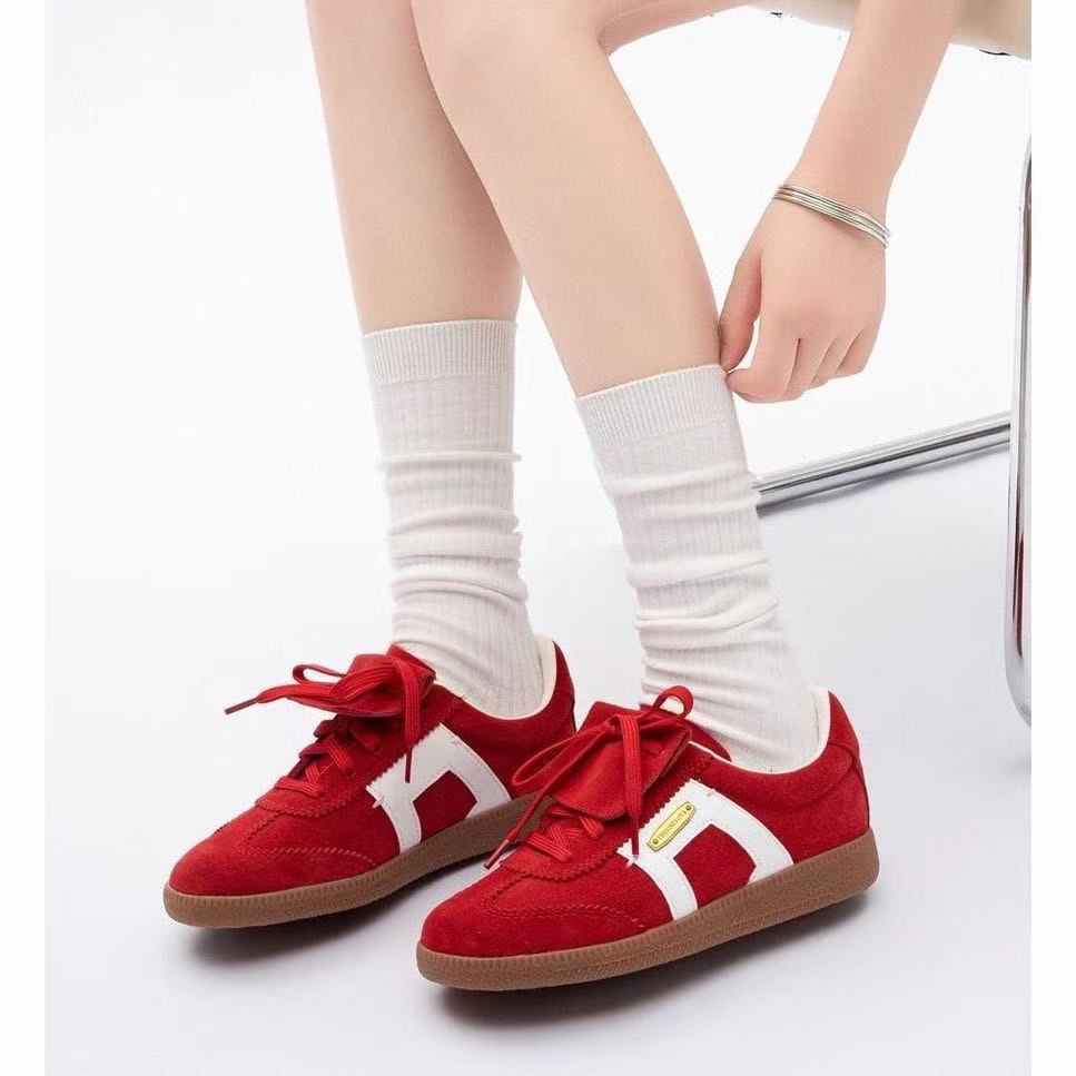 Damen Sportliche Sneaker mit Leder- und Wildlederkombination R&B