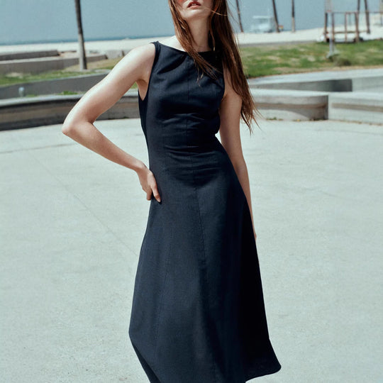Damen Skaterkleid mit hohem Halsausschnitt und seitlichen Schlitzen R&B