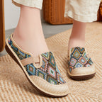 Damen Komfortable Slip-On Clogs mit buntem Muster und flexiblem Riemen R&B