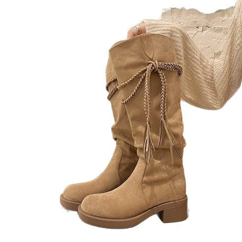 Damen Knöcheltief-Stiefel mit raffiniertem Falten-Design und dekorativem Schnürdetail
