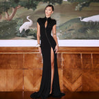 Damen Elegantes Wickelkleid mit hochgeschlossenem Kragen und schmaler Silhouette R&B