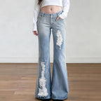 Damen Schlagjeans mit modischen Destroyed-Details und komfortablem Sitz R&B