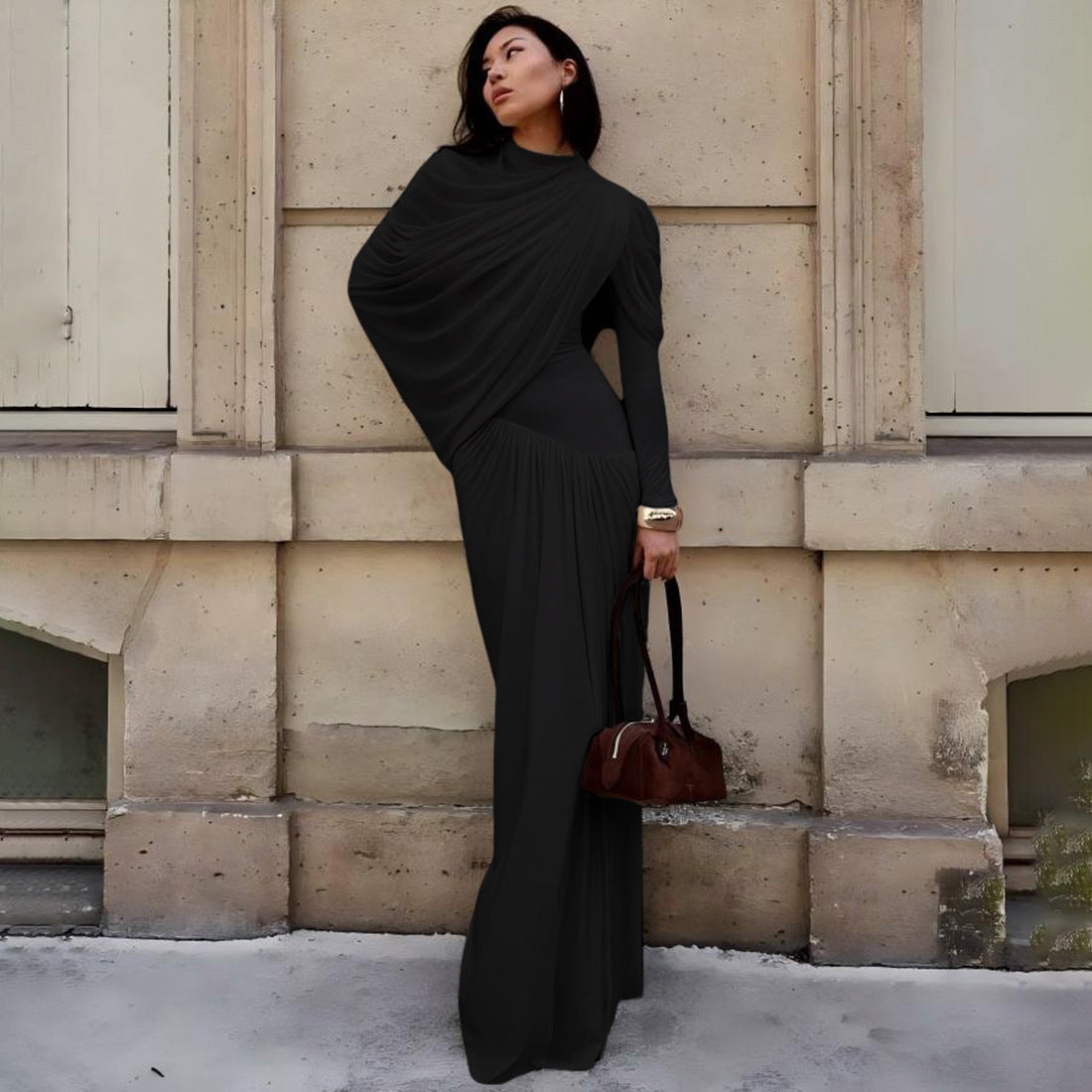 Damen Maxikleid mit innovativer Drapierung und elegantem Stoff R&B