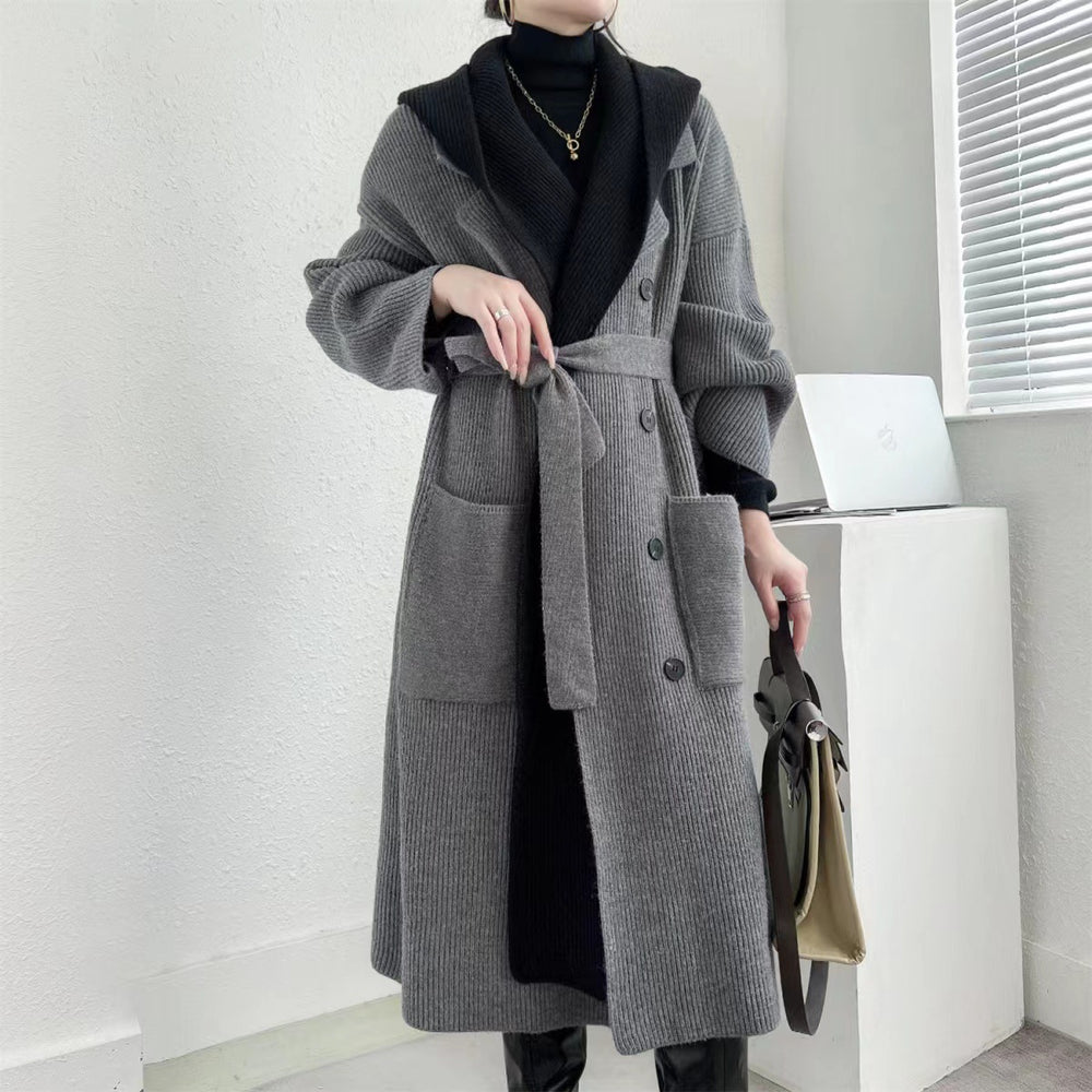 Damen Eleganter langer Mantel mit Gürtel und kontrastierenden Ärmeln R&B
