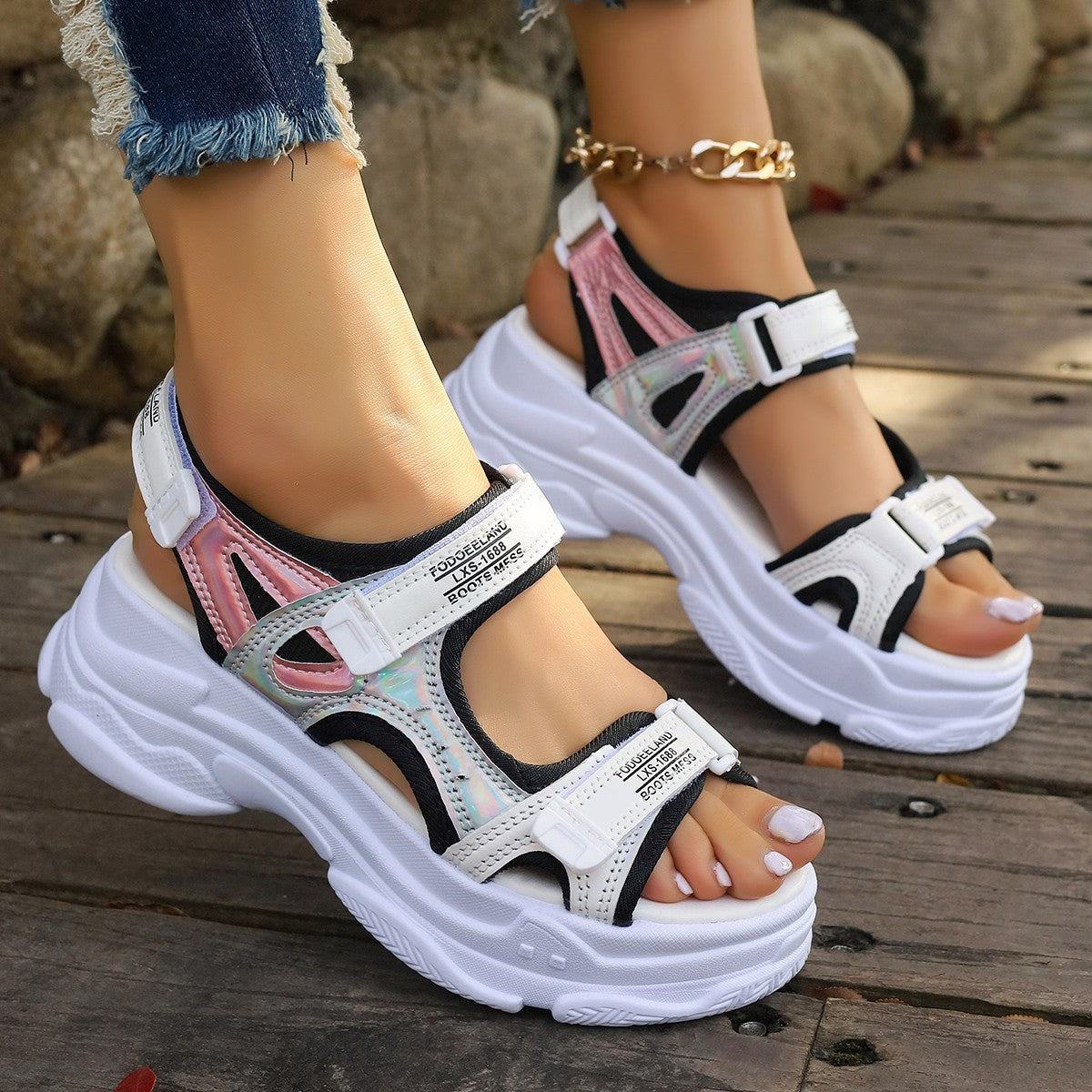 Damen Sportliche Sandalen mit verstellbaren Riemen und gepolstertem Fußbett R&B