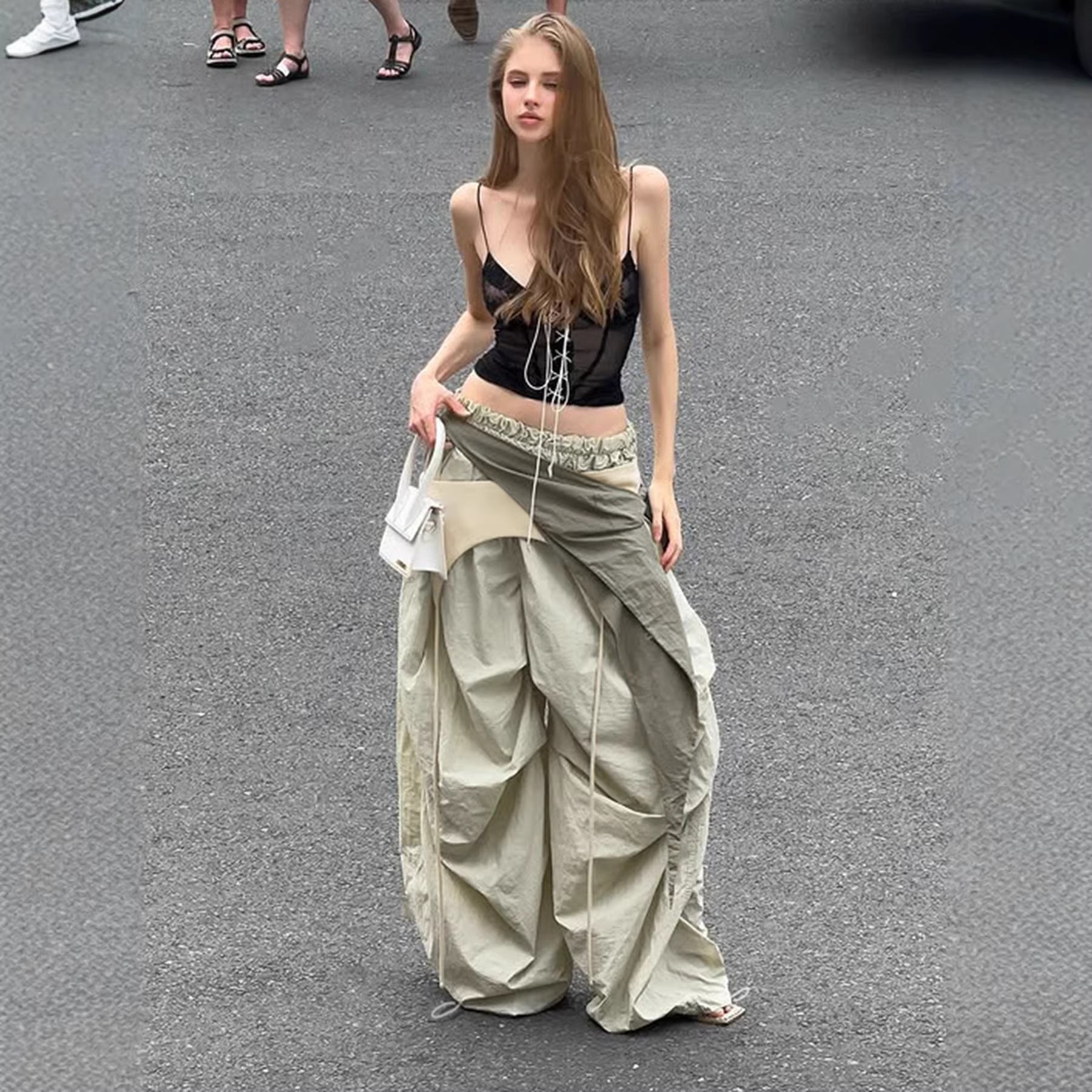 Damen modische High-Waist-Hose mit asymmetrischem Design und seitlichem Bindegurt R&B