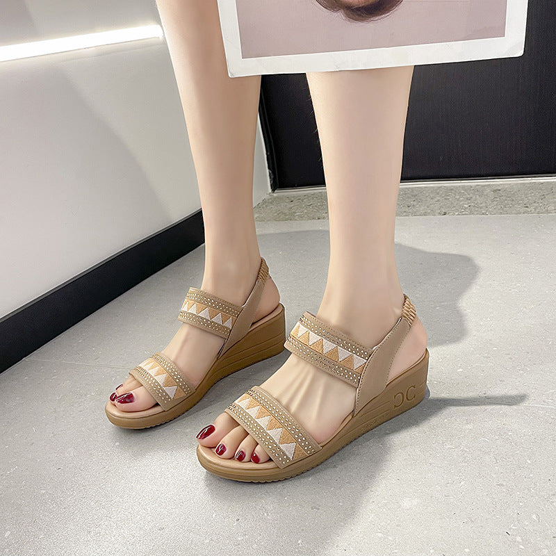 Damen Wedge-Sandalen mit dekorativem Riemendesign und komfortablem Fußbett R&B