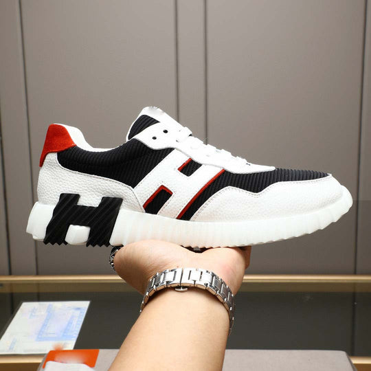 Damen Sneaker mit atmungsaktiver Struktur und rutschfester Sohle R&B