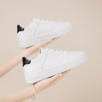 Damen Modische und bequeme Sneakers im sportlichen Design R&B