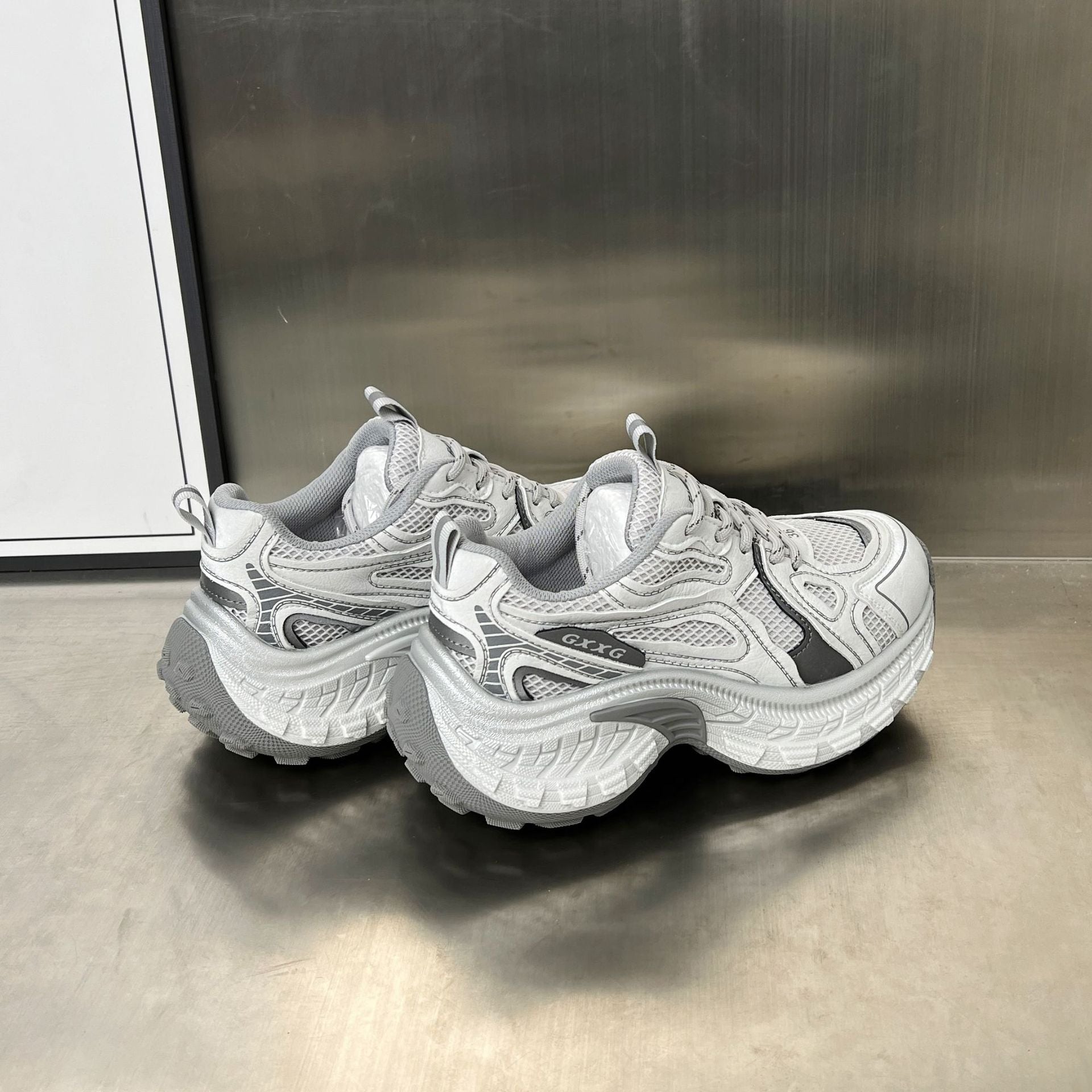 Damen Sportliche Laufschuhe mit innovativem Dämpfungssystem und atmungsaktiven Mesh-Einsätzen R&B