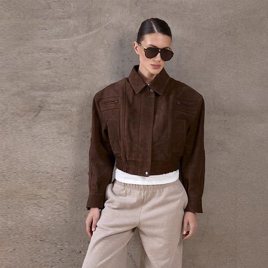 Damen Modische Wildlederjacke im cropped Stil mit praktischen Taschen R&B