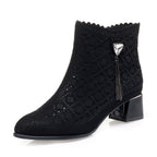 Damen Stiefeletten mit elegantem Lochdesign und raffiniertem Schmuckdetail R&B