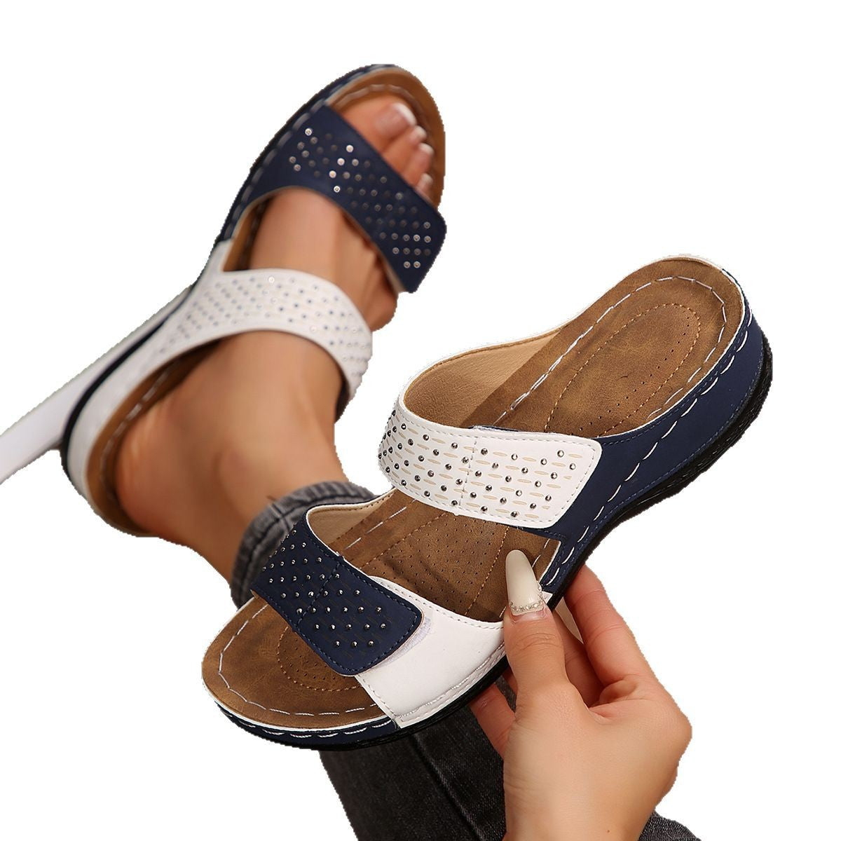 Damen Komfortable Sandalen mit dekorativen Strassdetails und anatomischem Fußbett R&B